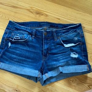 Aeropostale Ripped Shorty Jean Short